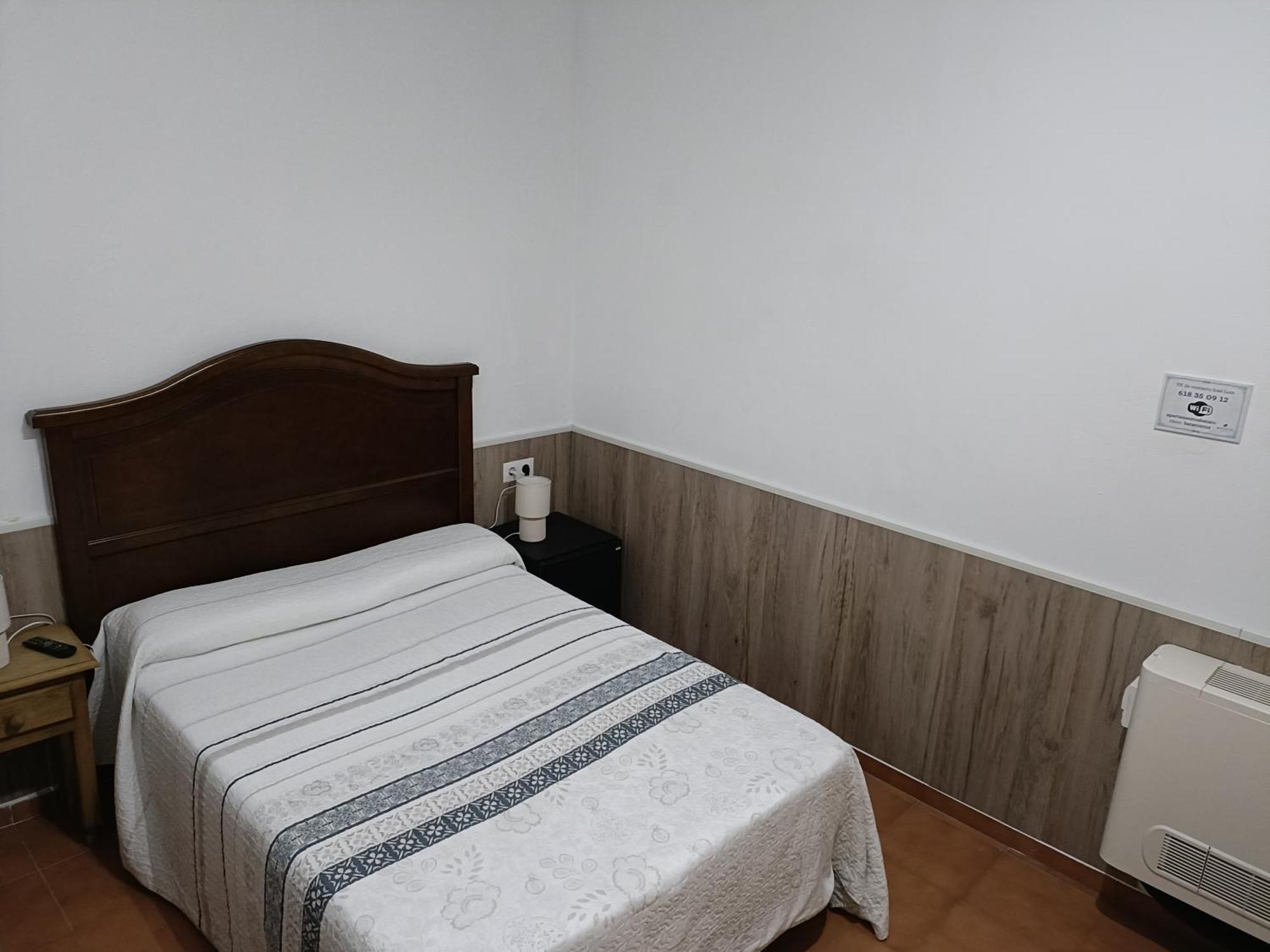 Hostal Batato Vejer de la Frontera Eksteriør billede