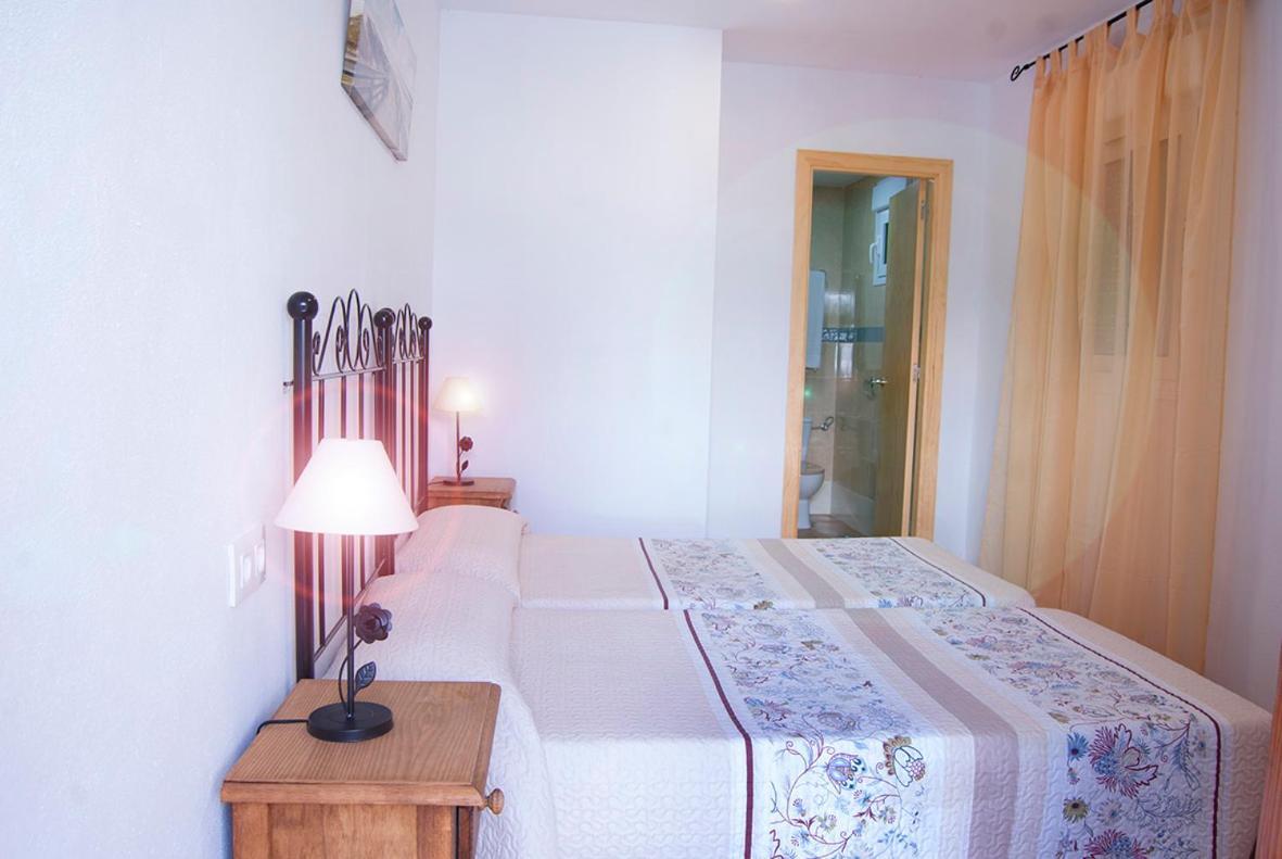 Hostal Batato Vejer de la Frontera Eksteriør billede