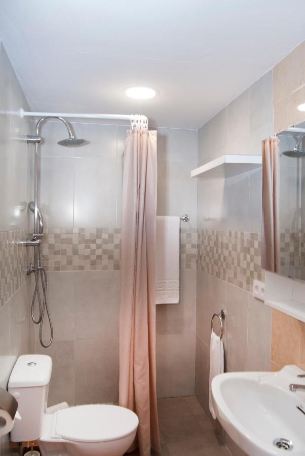 Hostal Batato Vejer de la Frontera Eksteriør billede